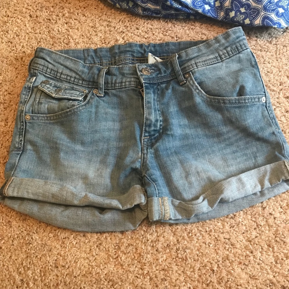 Low waist jean shorts